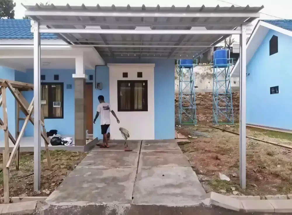 Kanopi baja ringan dan garasi