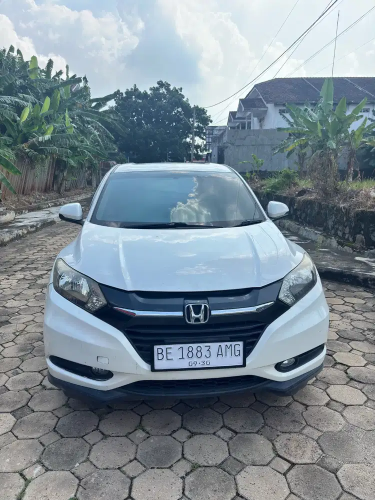 DIJUAL Honda HR-V Type E 1.5 CVT 2015 | Putih | Mulus