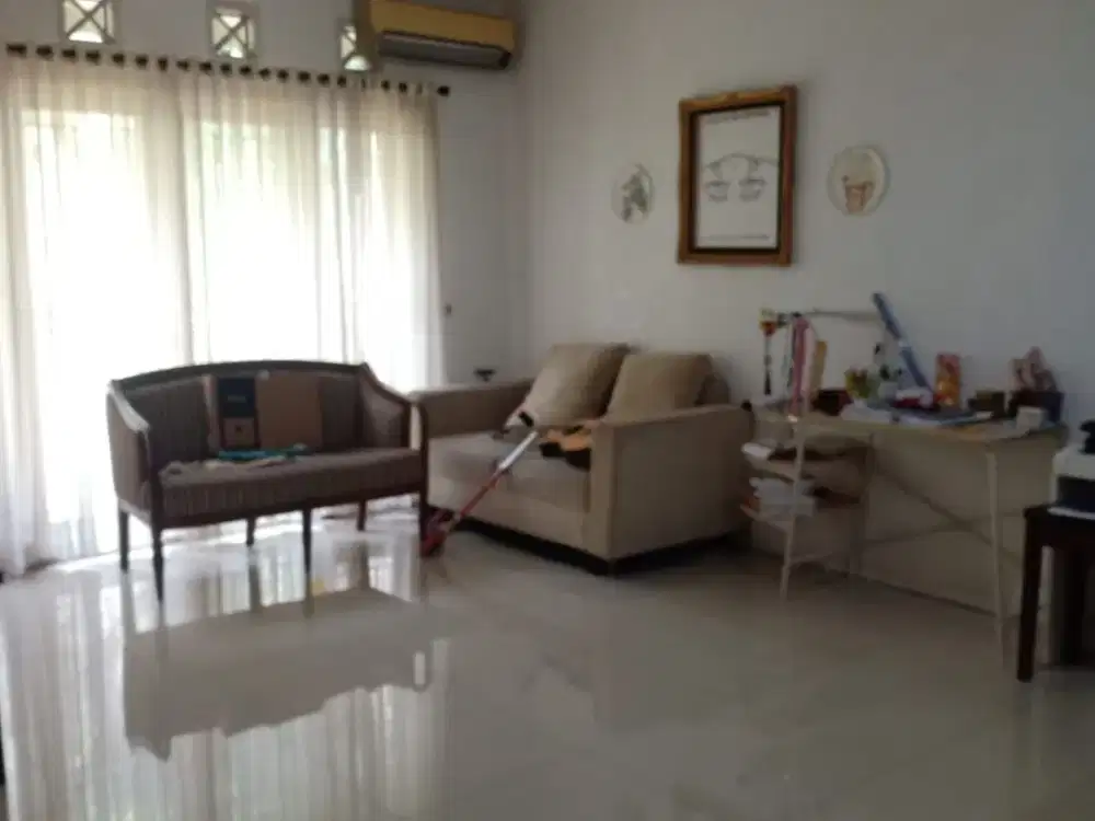 Dijual Rumah Modern Hills Tangerang