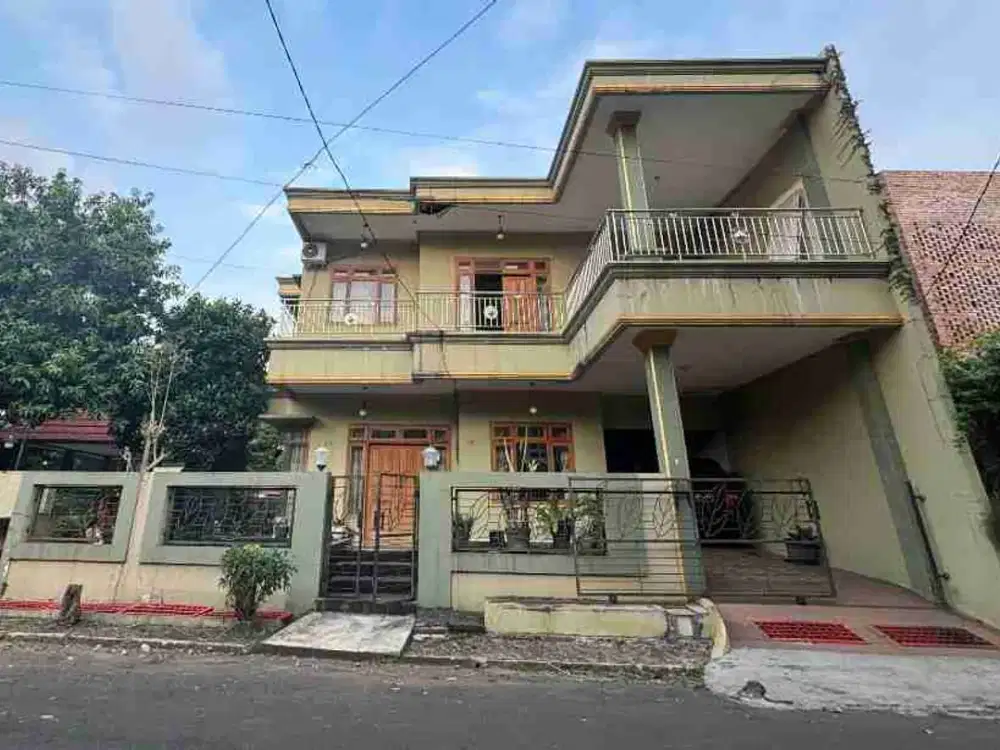 CLUSTER EXCLUSIVE TAMAN PENISULA GALAXY