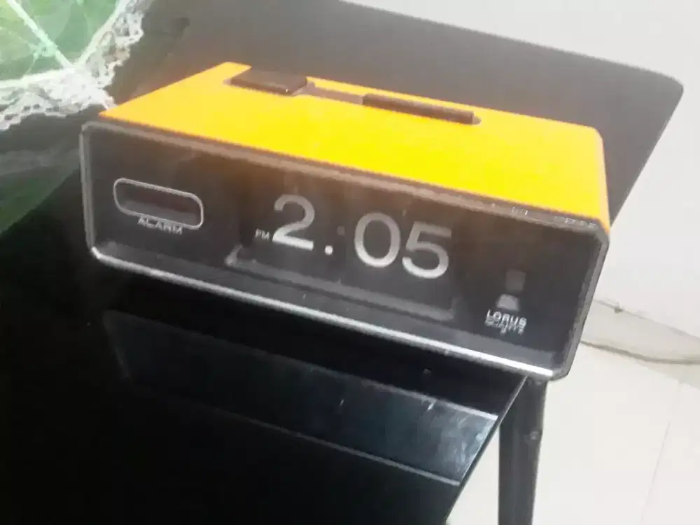 Lorus quartz flip clock