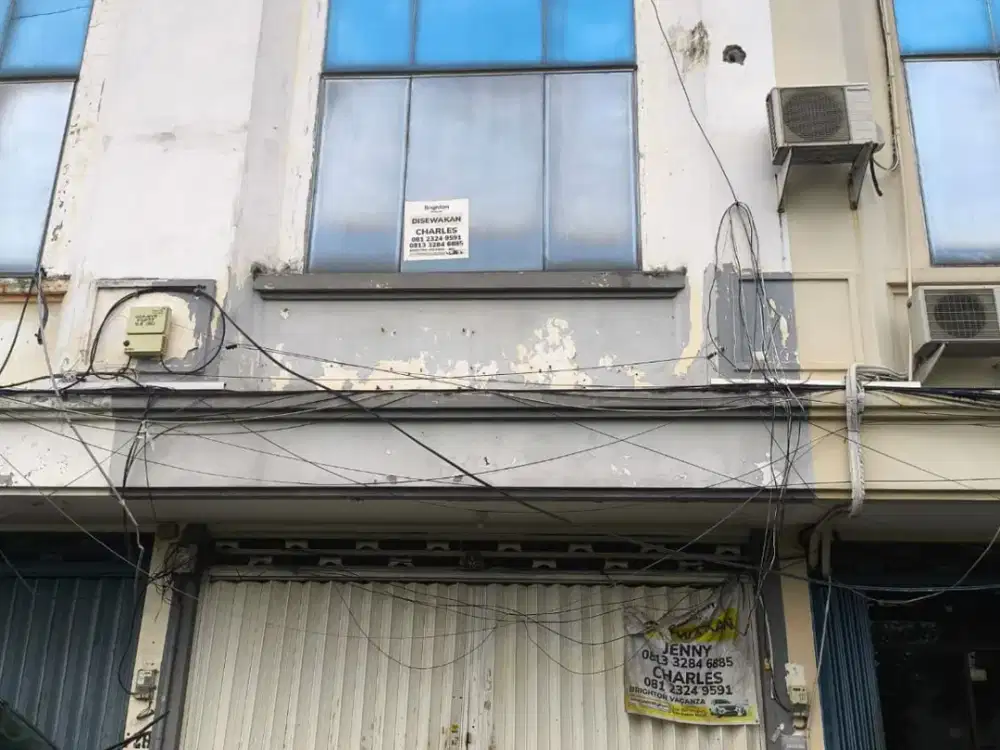 Disewakan Ruko Klampis siap huni cocok untuk kantor, gudang bisa bongkar muat