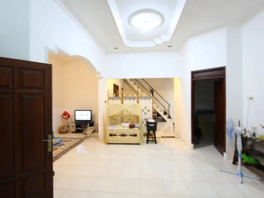 Rumah Strategis 3 Kamar Tidur di Mergangsan Kodya Jogja Dekat Prawirotaman