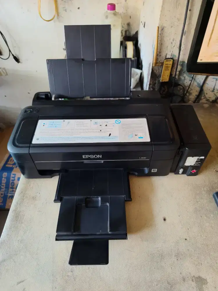 Epson L300 Inktank Print Only Kondisi Siap Pakai