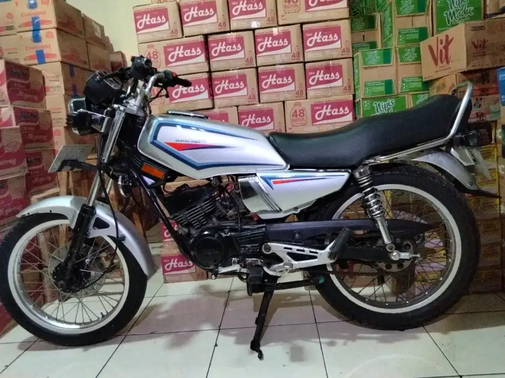 Limited edition 2001 silver tembus katalok