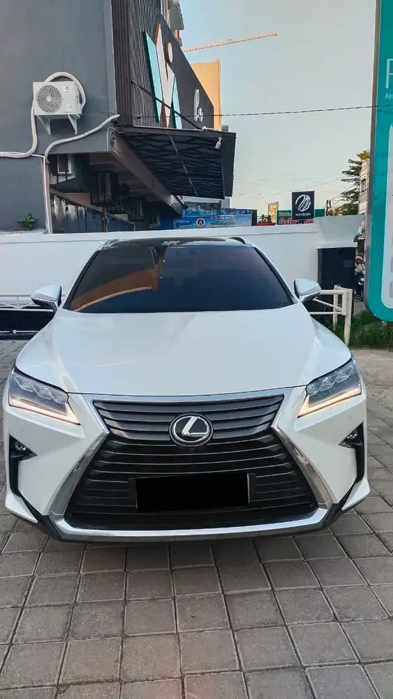 Di Jual Lexus RX 200T LUXURY 4 X 2  A/T 2016