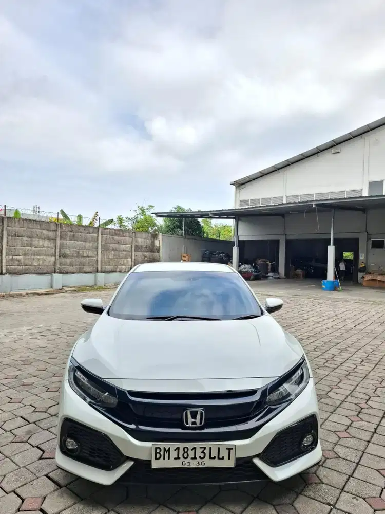 Civic 2017 HB matic. Km 74rb antik
