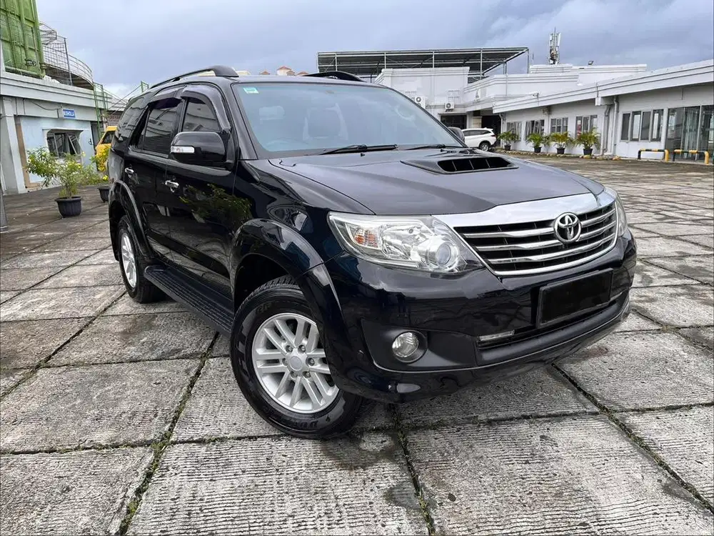(Istimewa siap pakai) TOYOTA FORTUNER G VNT AT 2014