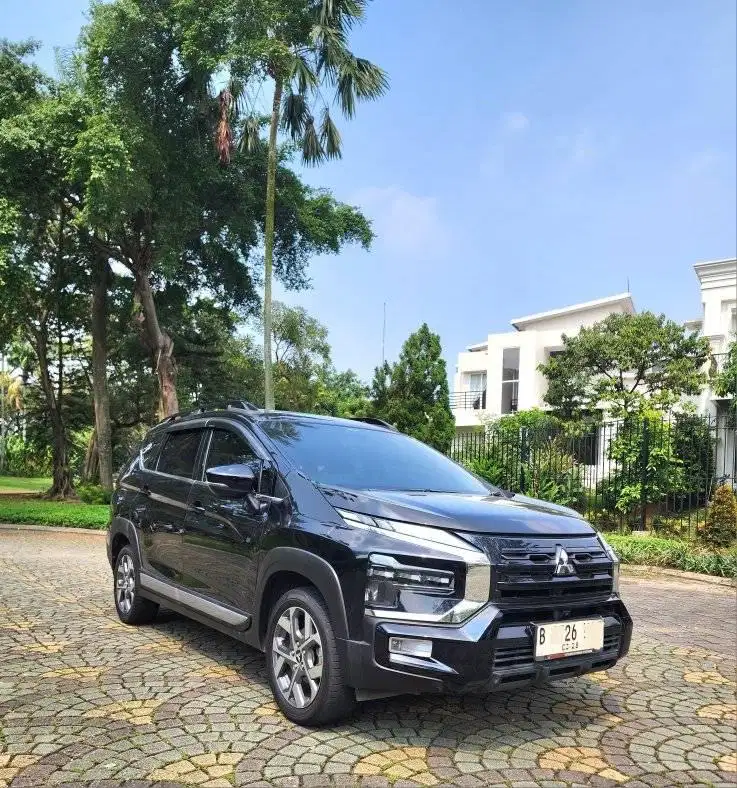 Xpander Cross Premium 2023 tgn 1 B genap Km 82rb Rec Pjk maret 2027