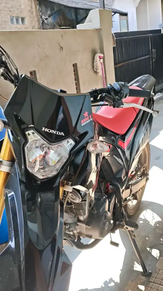 Honda CRF tahun 2023 akhir