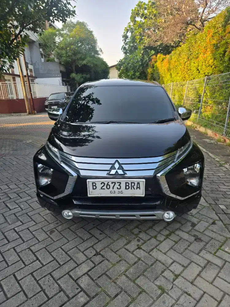 Mitsubishi xpander ultimate at 2019 pemakaian 2020