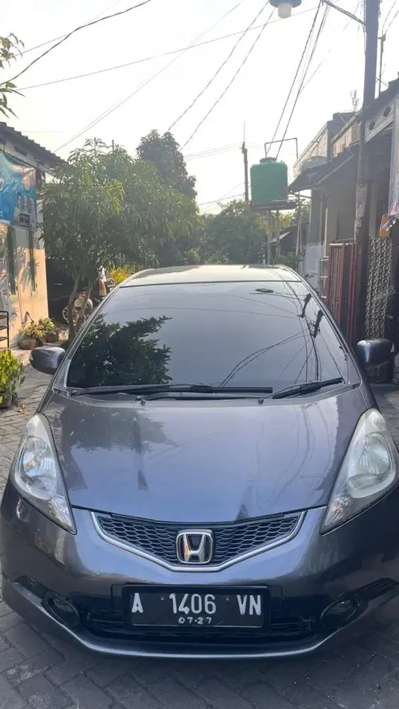HONDA JAZZ RS 2010 AUTOMATIC