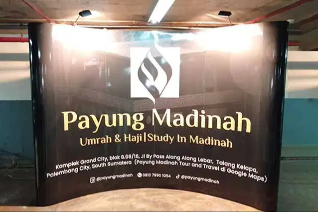 Backwall Portable 200x300 Backdrop Display Magnetic Panel 300x300