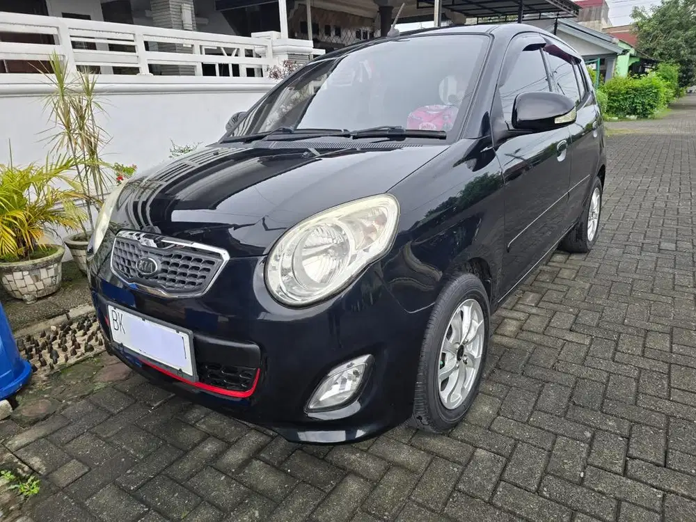 DIJUAL PICANTO 2011