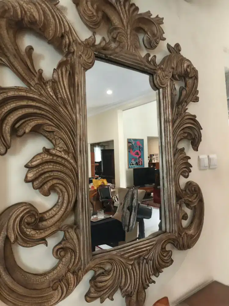 Cermin kaca mewah ada beberapa model