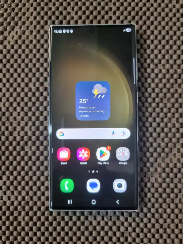 Samsung S23 Ultra 12/512gb Sein
