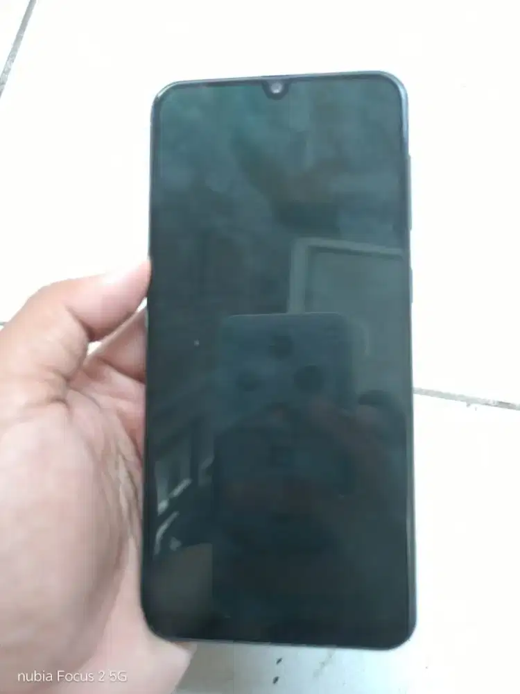 hp samsung A50 6/128 lcd ori nfc on mulus lagi dimainin tiba-tiba mati