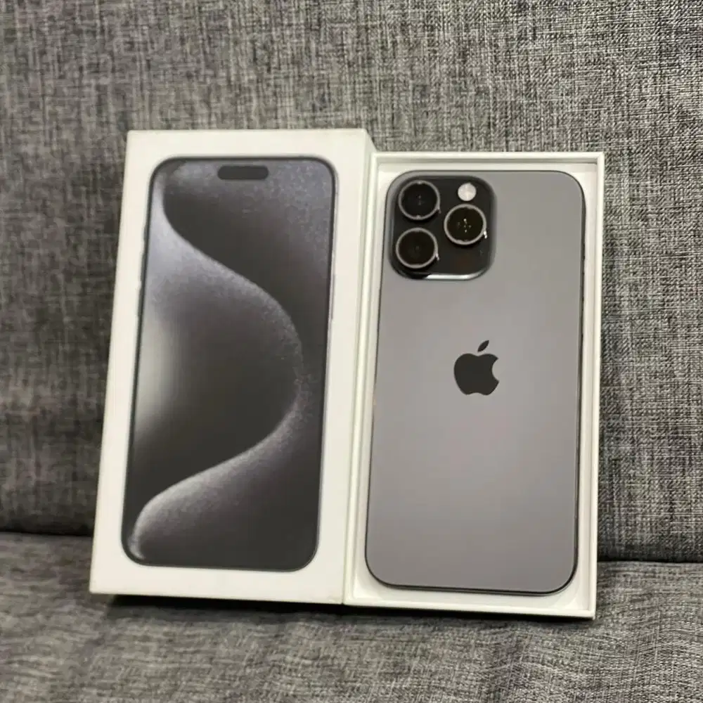 iPhone 15 Pro Max Black Titanium 256 GB iBox