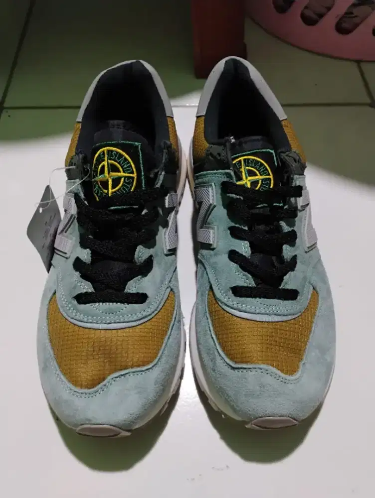 Jual sepatu pria