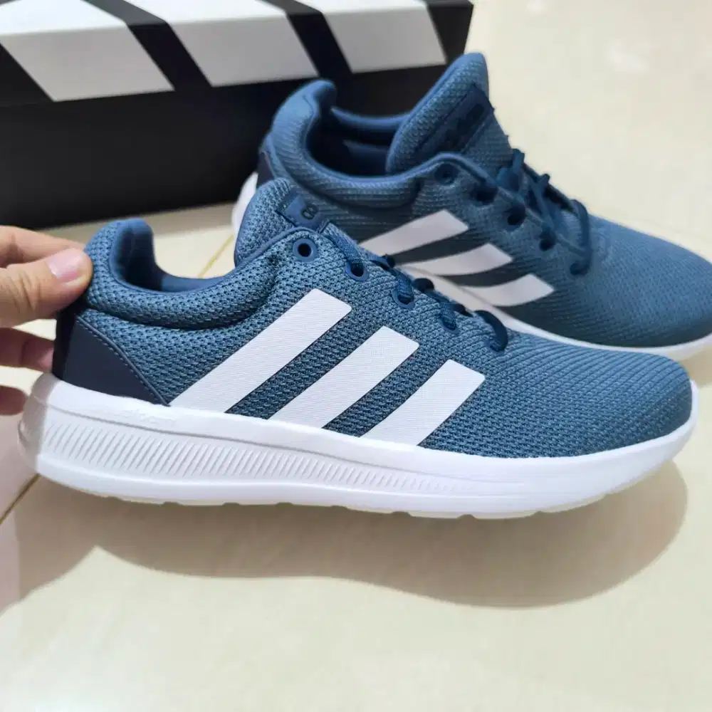Sepatu Adidas Original Warna Biru Running Shoes