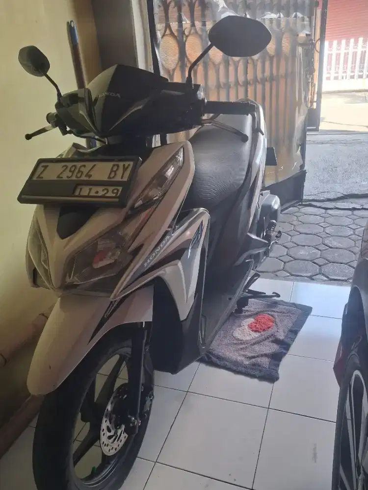 Vario 125 fi KZR 2014 CBS ISS ANTIK