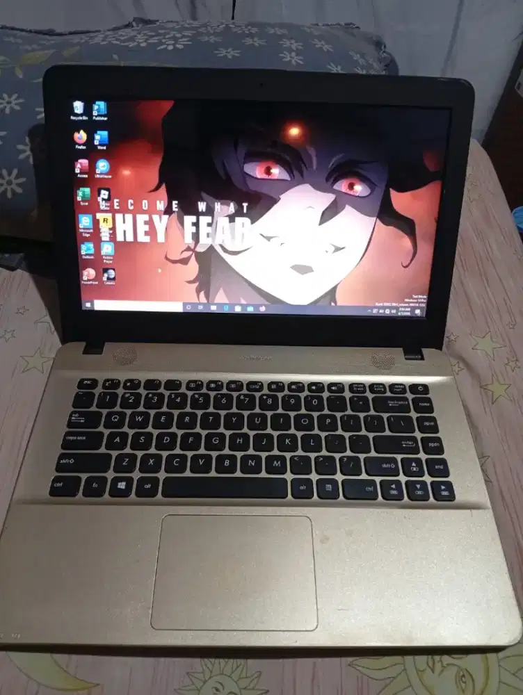 Jual laptop Asus lengkap no minus