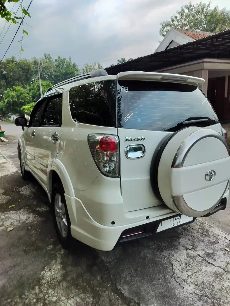 TOYOTA RHUS 2014 TDRS A/T