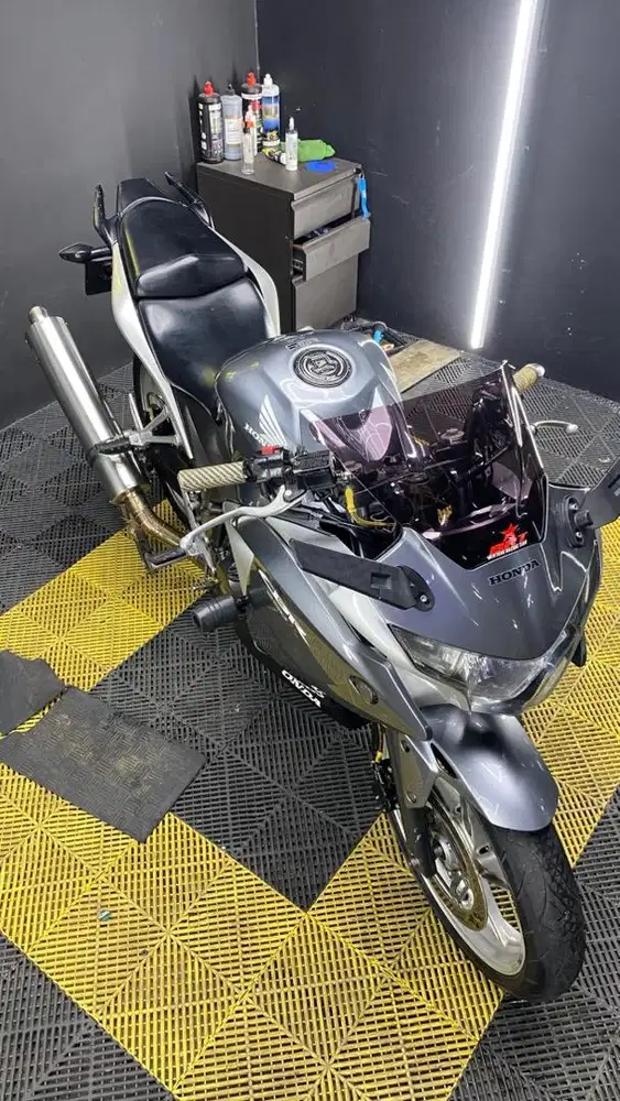 CBR 250R KYJ K33 Alt Ninja 250 SL/Mono