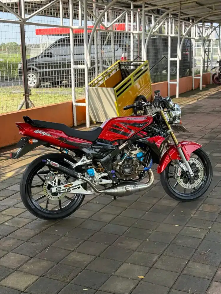 Kawasaki ninja R UP SS 2014
