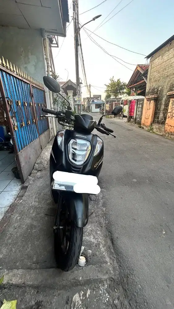 DIJUAL MOTOR GENIO 2019