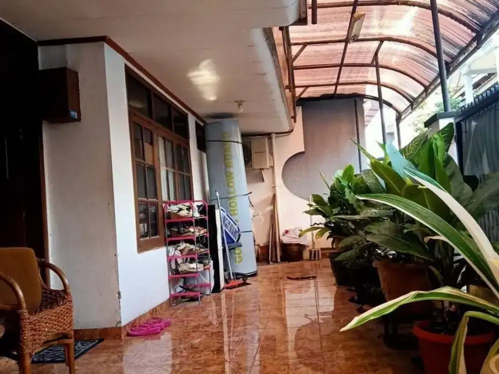 RUMAH MURAH STRATEGIS DENGAN LINGKUNGAN NYAMAN DAN TENANG DI MARGAHAYU BANDUNG Cocok untuk Hunian Keluarga bahagia