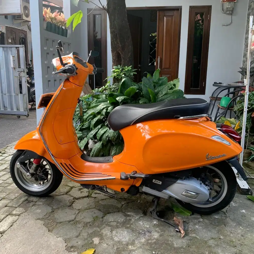 JUAL VESPA SPRINT 150 abs tahun 2016