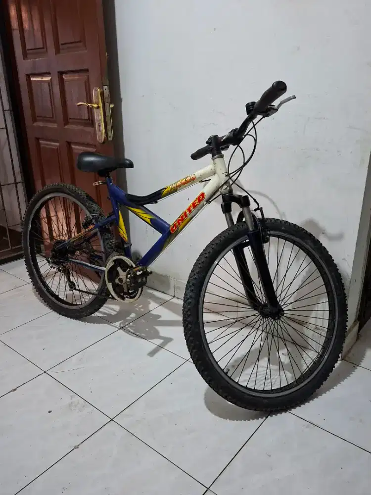 Sepeda united jadul