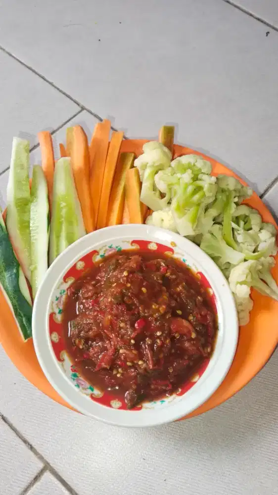 Mencari jaga anak dan beres beres rumah