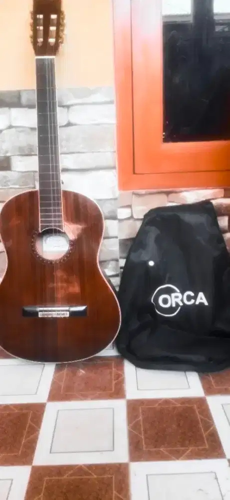 Dijual Gitar Orca