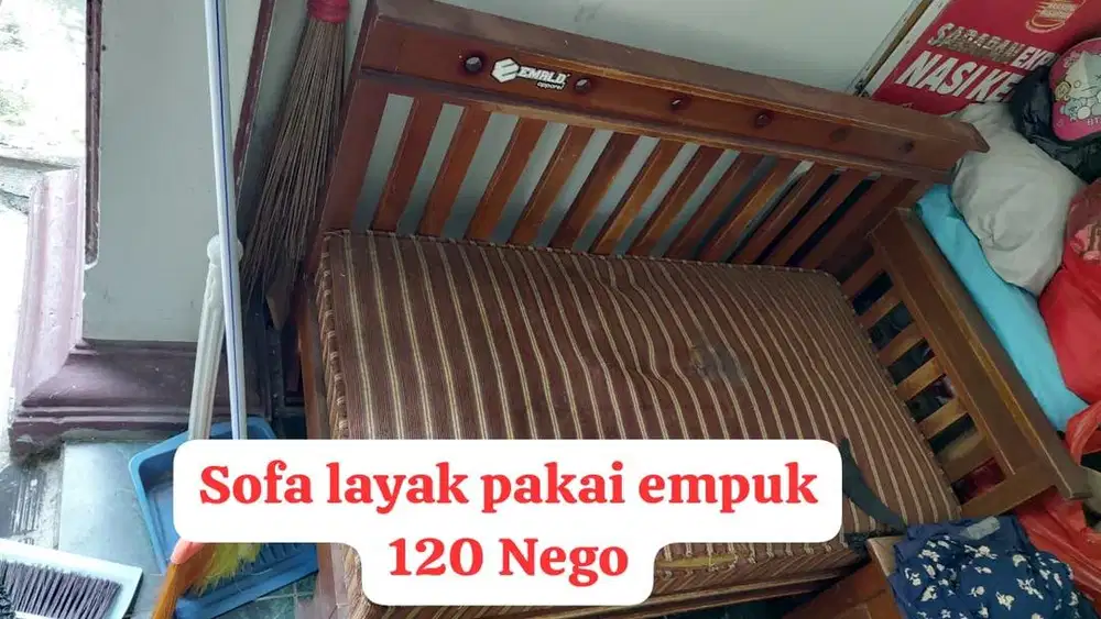 Meja sofa dan laci