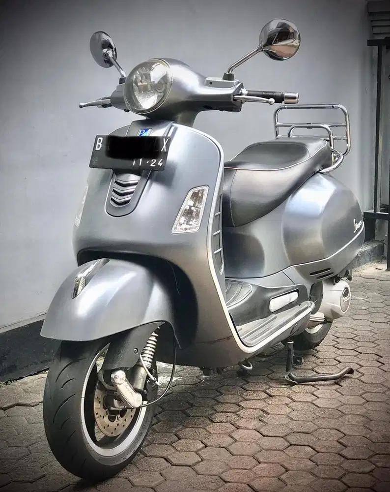 Piaggio Vespa GTS Super 150 3V-ie