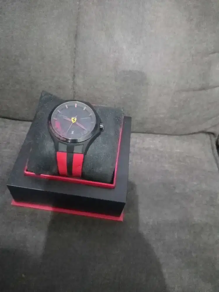 Jam tangan pria ferrari scuderia ferrari redrev original fullset