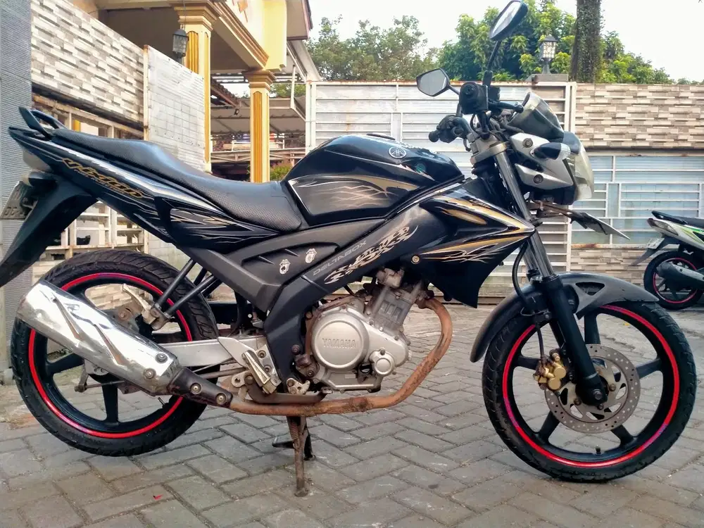 Yamaha Vixion pajak hidup lengkap sehat keterangan detail dibawah