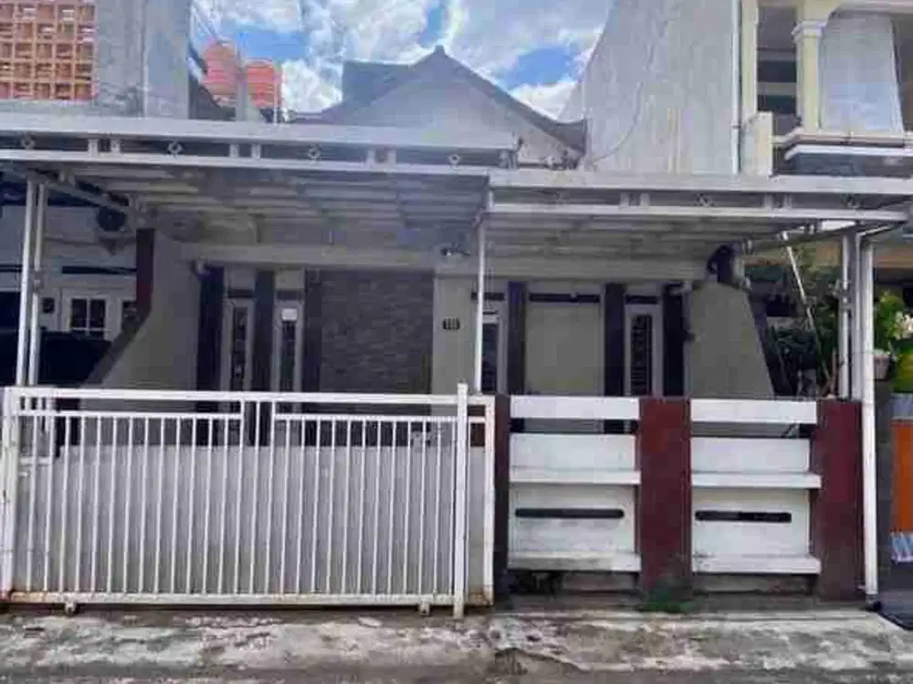 TURUN HARGA! RUMAH STRATEGIS DENGAN LINGKUNGAN NYAMAN DI ANTAPANI