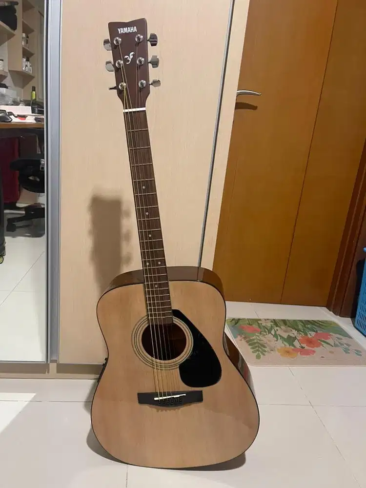 Gitar Yamaha FX310WC Kondisi Baru