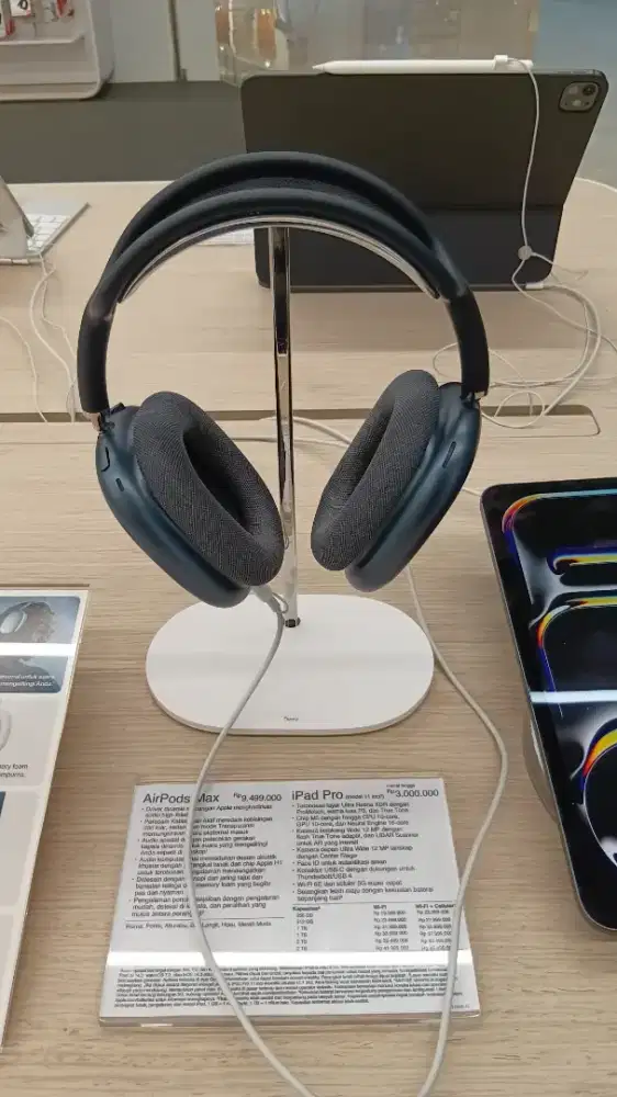 Apple Air Pods Max