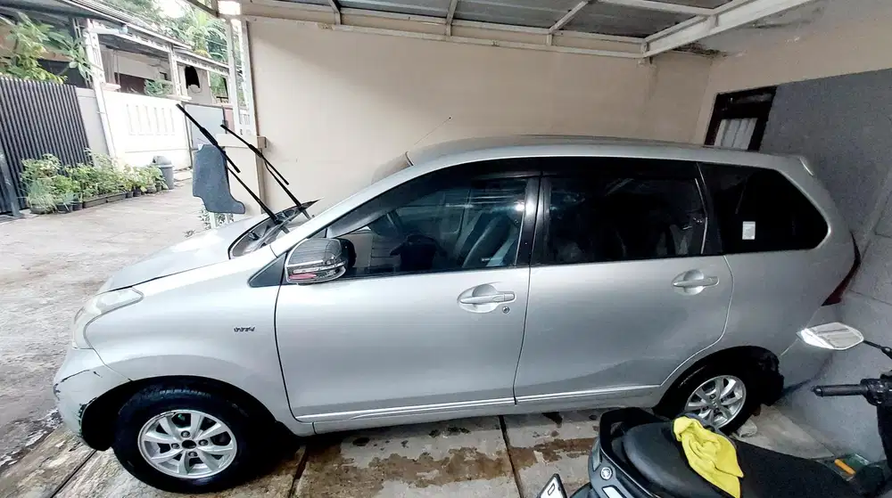 Toyota Avanza 2012 Bensin