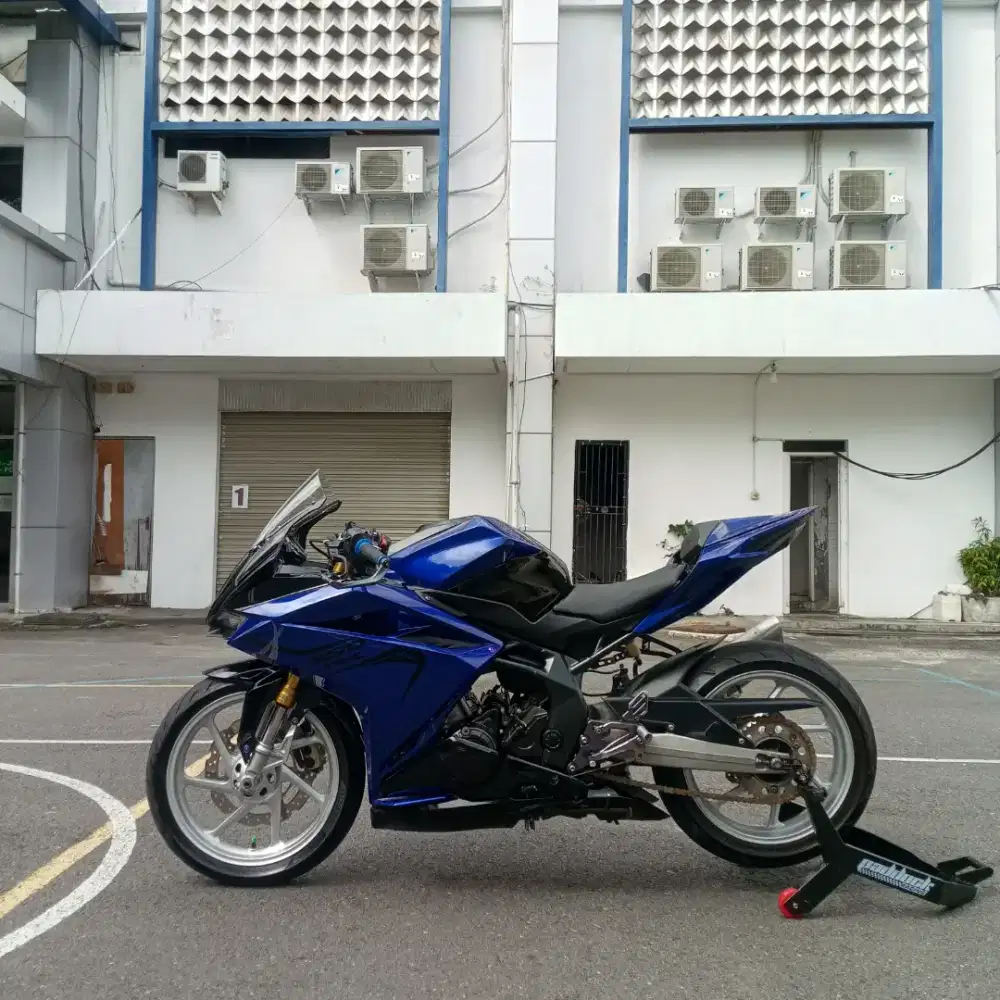 Di jual Honda Cbr 250