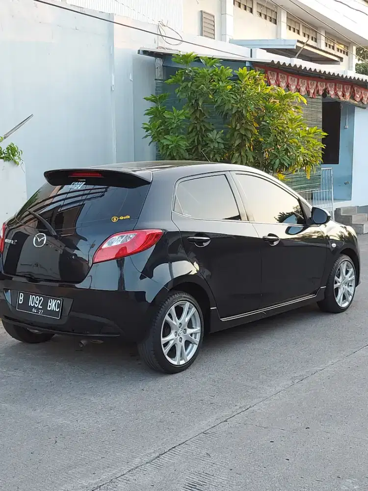 Jual Mazda 1.5 R m/t 2010