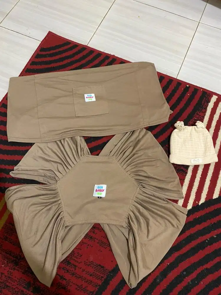Gendongan M shape size S