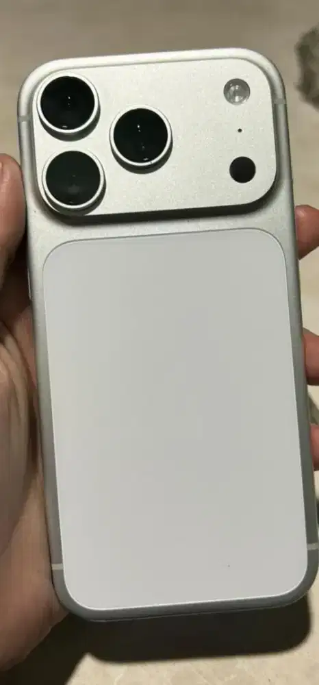 17 pro 256 GB ibox