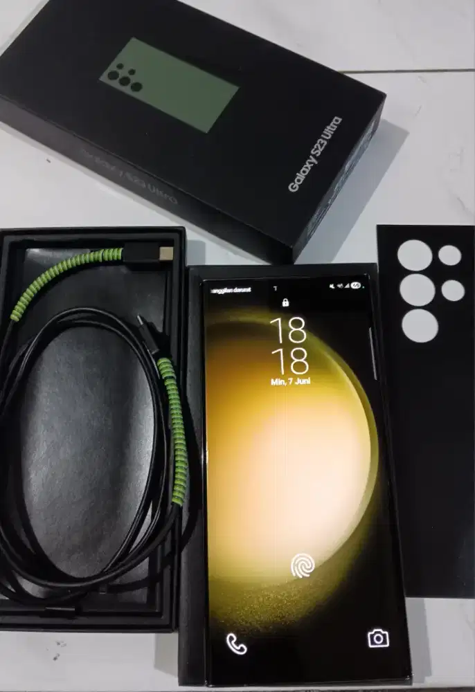 Dijual Samsung S23 Ultra 12/512gb SEIN Fulset Ori Like New