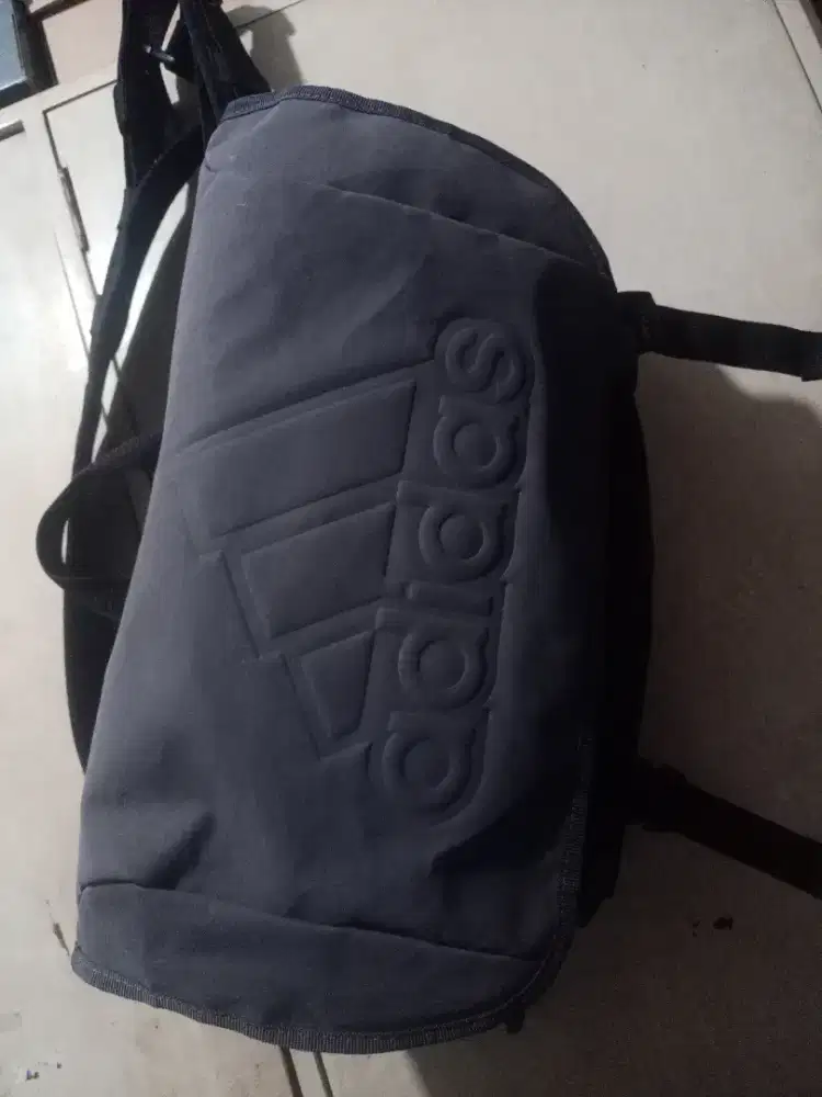 Tas Selempang Adidas