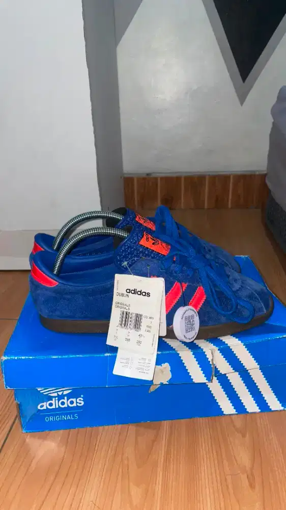 Adidas Dublin City Series OG Size 40 2/3 Blue Red SECOND ORIGINAL